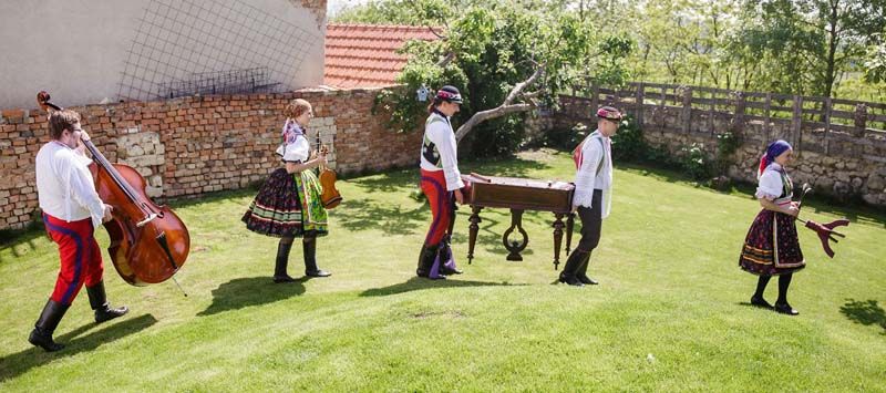 Folklore Ensemble Pálava performing